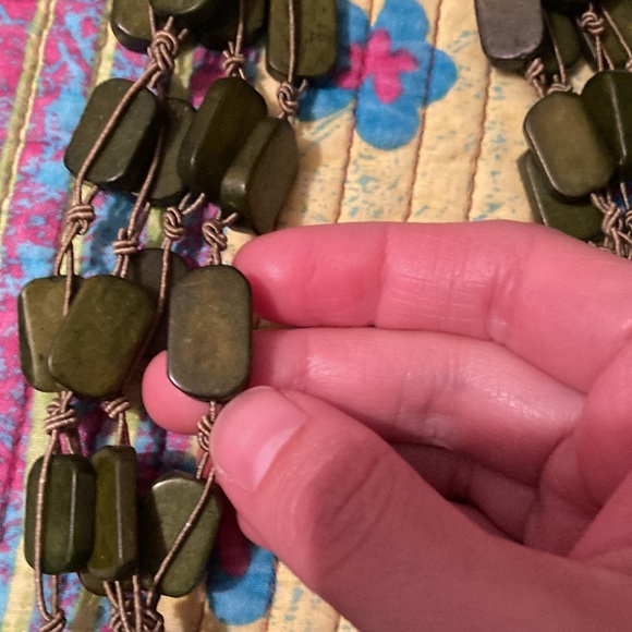 Fair Trade green seed and beaded redish-orange pretty necklaces 💚❤️ - Picture 6 of 7